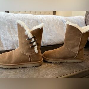 Ugg classic short boot